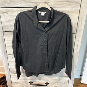 Old navy boyfriend button up size medium WITH TAGS